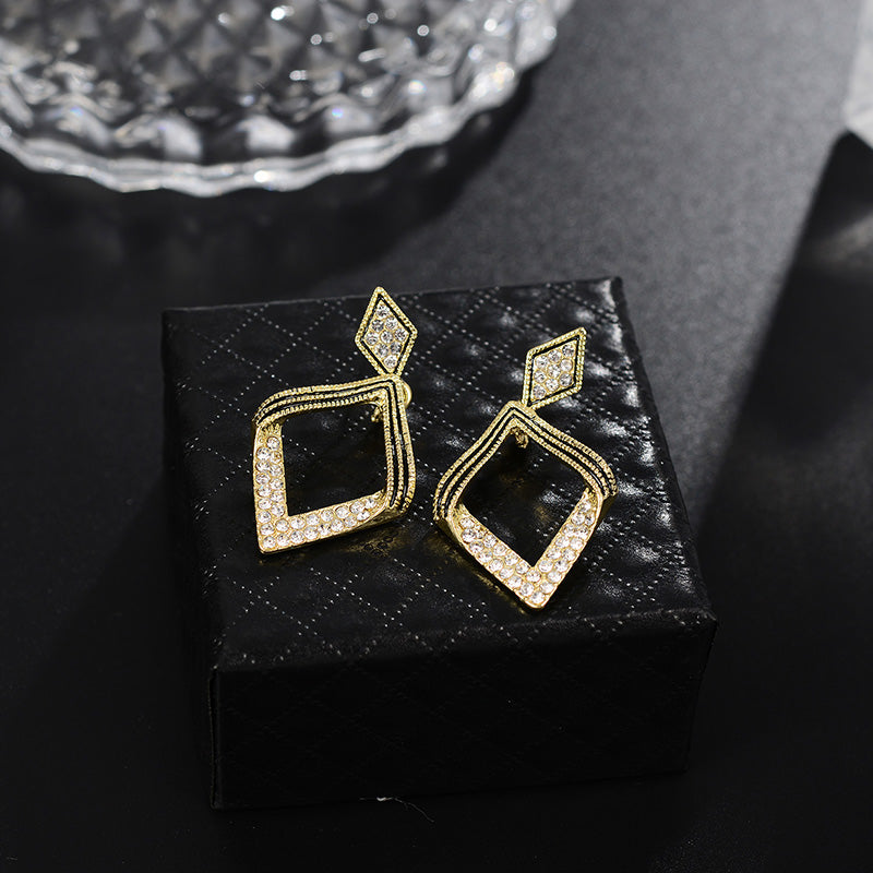 Chic everyday European style earrings for women