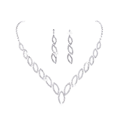 Classic kiss bridal necklace and earrings set