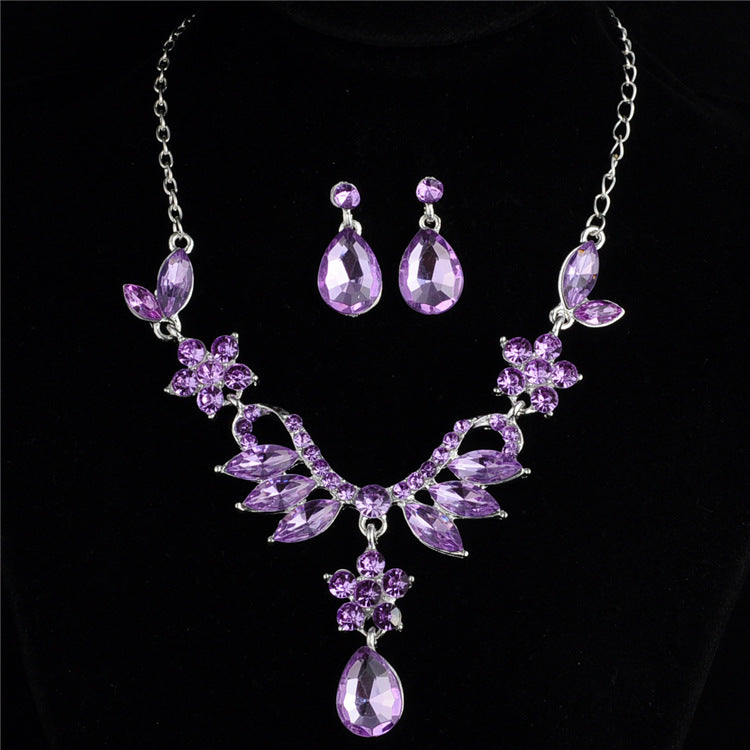 Diamond style necklace earrings fashion jewels for all ages